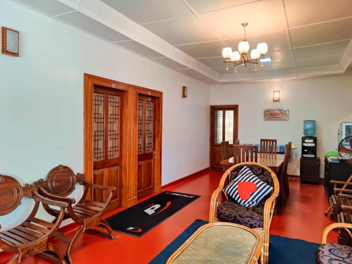 Kpl Holiday Homes Hatton Kültér fotó