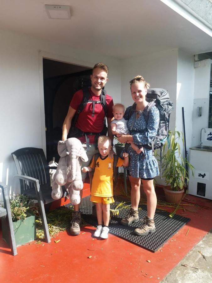 Kpl Holiday Homes Hatton Kültér fotó